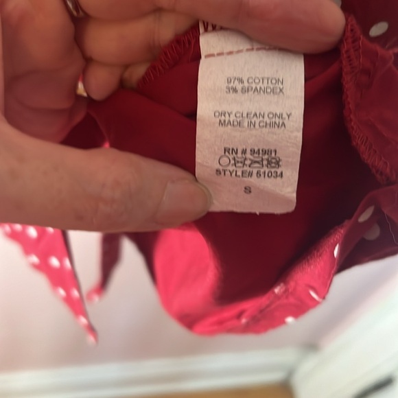 Forever 21 red dress white polkadots button front tie waist. Shirt dress - Picture 5 of 6